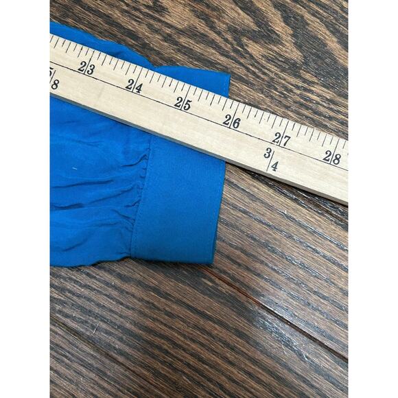 Sundance Women's Blue Crinkle Pleated Long Sleeve Button Up Blouse Top Size M - Picture 7 of 7